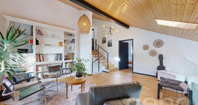 Maison indépendante de charme avec panorama apaisant image 3