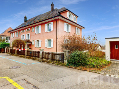 Stilvolles 9-Zimmerhaus mit Ausblick und Altbaucharme image 1