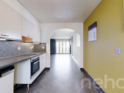 Appartement de 79 m2 avec balcon  et vue spectaculaire ! image 4