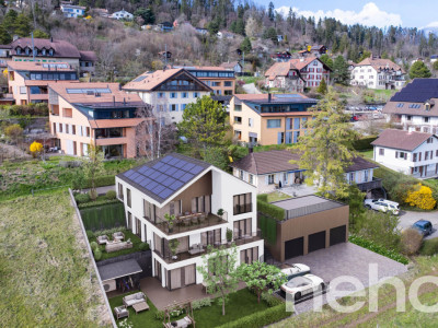 Votre appartement avec vue 180° sur le lac, terrasse et jardin privé ! image 2