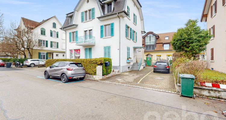 Attraktives Mehrfamilienhaus mit Entwicklungspotenzial in Dietikon image 1