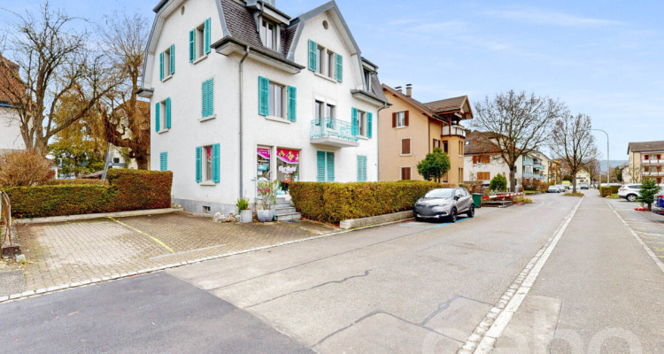 Attraktives Mehrfamilienhaus mit Entwicklungspotenzial in Dietikon image 2