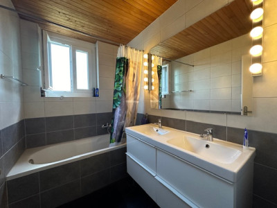 Chambre à louer dans belle villa au cœur de Gland image 5