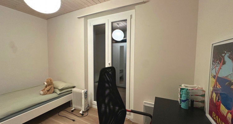 Chambre à louer dans belle villa au cœur de Gland image 4