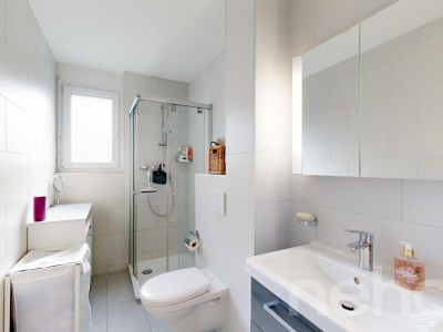 Très bel appartement lumineux et traversant avec grand balcon ! image 11