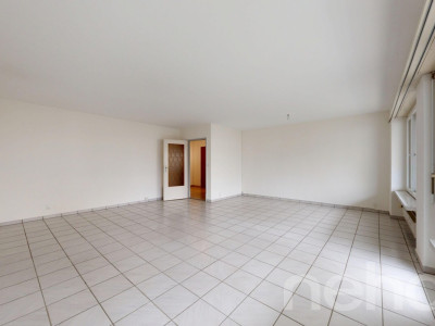 Licht, Raum und Qualität: attraktive 4.5-Zimmer-Wohnung image 4