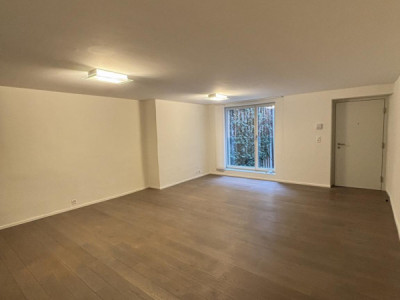 Bureau au centre-ville de Neuchâtel image 4