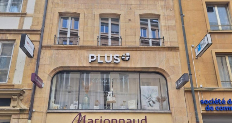 Bureau au centre-ville de Neuchâtel image 1