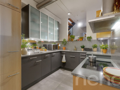 4.5-Zimmer-Doppelhaus mit architektonischem Charakter in Gockhausen image 3