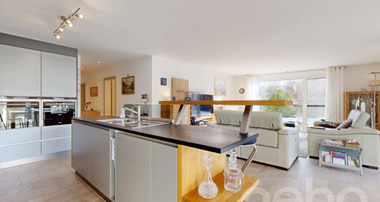 Rez-de-jardin contemporain avec vaste jardin privatif image 10