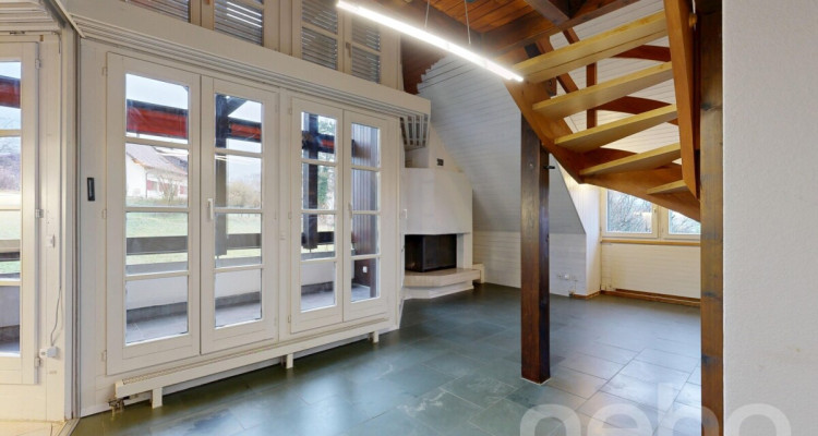 Charmante 3.5-Zimmer-Duplexwohnung mit Blick ins Grüne image 3