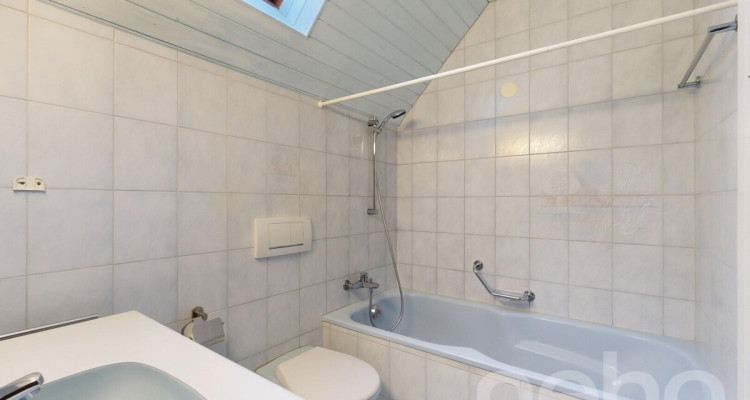 Charmante 3.5-Zimmer-Duplexwohnung mit Blick ins Grüne image 8