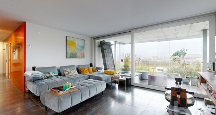 Ein leuchtender Schmuckkasten am Bielersee image 5