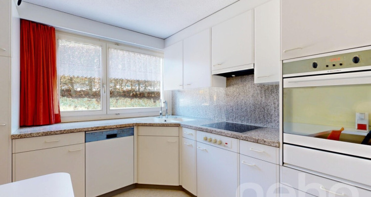 Sonniges Drei-Familienhaus, 2 Gewerberäume und viel Potenzial image 3