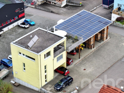 Einfamilienhaus mit Werkhalle und PV-Anlage in Gelterkinden image 1