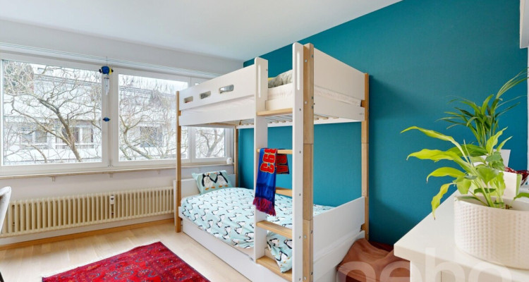 Zentrumsnahe 4.5-Zimmerwohnung mit Balkon und eigenem Waschturm image 9