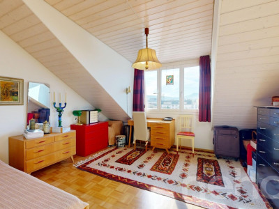 Grosszügiges Reihenmittelhaus mit Galerie und edlen Materialien image 10