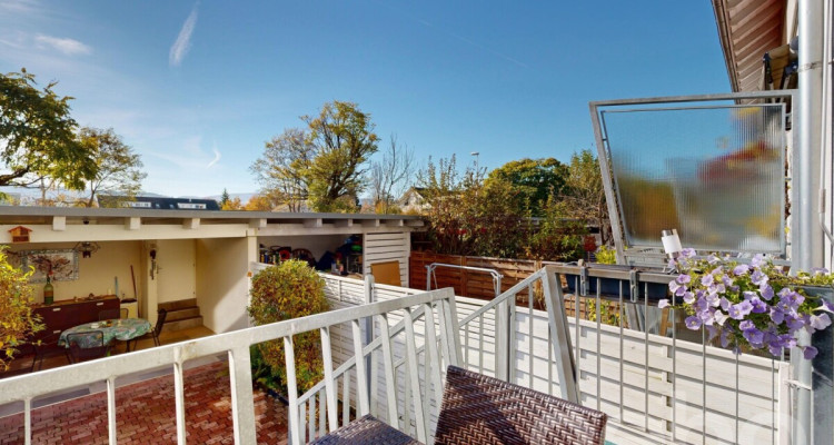 Grosszügiges Reihenmittelhaus mit Galerie und edlen Materialien image 5