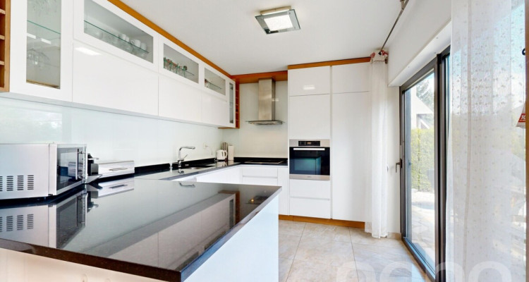 Spacieuse villa familiale à Ardon image 3