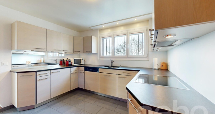 Appartement en terrasse - Vue sublime & sérénité absolue image 9