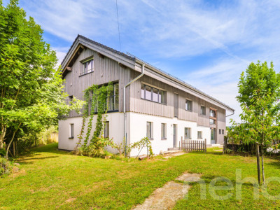 FERME RÉNOVÉE AVEC LOGEMENT INDÉPENDANT ET TERRAIN EN PERMACULTURE image 1