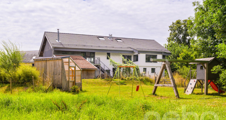 FERME RÉNOVÉE AVEC LOGEMENT INDÉPENDANT ET TERRAIN EN PERMACULTURE image 2