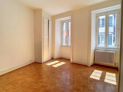 🏡 Reprise de bail – 2 pièces, Vevey (Vieille Ville) au : 15.02.2026 image 1