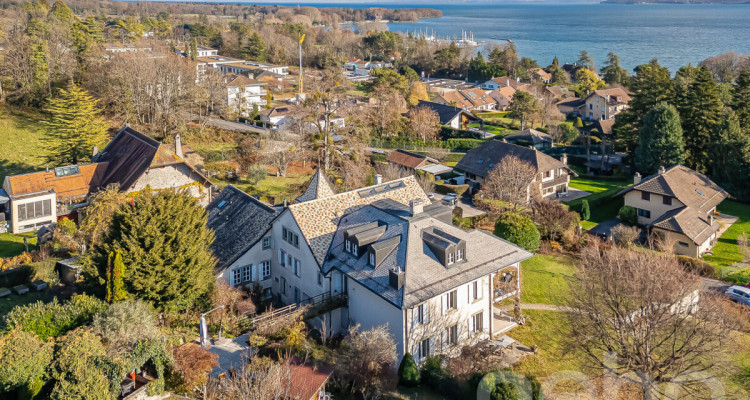 Prestigieux attique dans une maison historique rénovée image 11