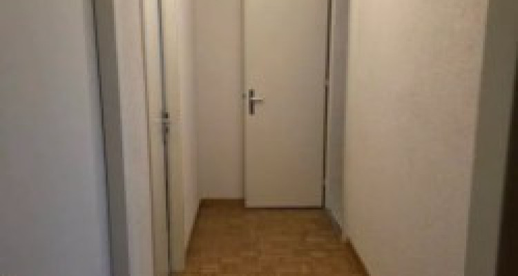 Appartement 4 pièces situé à Bernex image 2