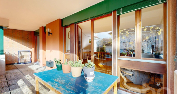 Grand appartement 3.5p quartier calme, à deux pas du centre de Chailly image 3