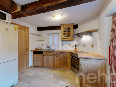 Exclusif: Chalet sur trois niveaux avec jardin image 12