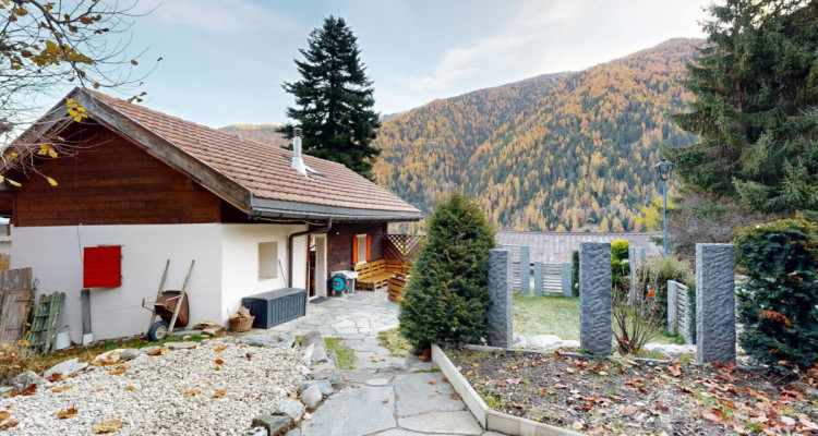 Exclusif: Chalet sur trois niveaux avec jardin image 4