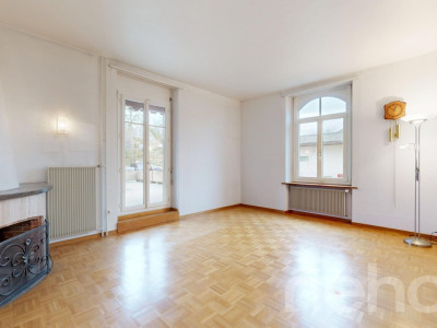 Grosszügiges Zweifamilienhaus mit Charakter und Potenzial image 4