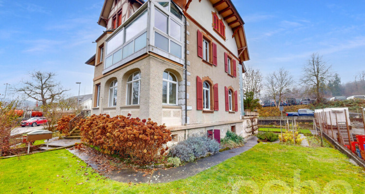 Grosszügiges Zweifamilienhaus mit Charakter und Potenzial image 2