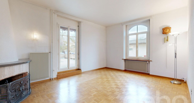 Grosszügiges Zweifamilienhaus mit Charakter und Potenzial image 4