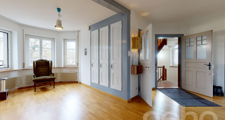 Grosszügiges Zweifamilienhaus mit Charakter und Potenzial image 8