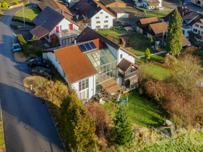 Großzügig, hell und offen ? eindrucksvolles Wohnerlebnis image 1