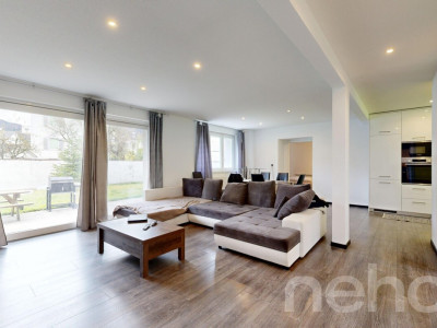 Immeuble avec excellent Rendement Entièrement Rénové  ! image 2