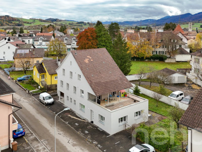 Immeuble avec excellent Rendement Entièrement Rénové  ! image 3