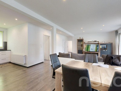 Immeuble avec excellent Rendement Entièrement Rénové  ! image 12