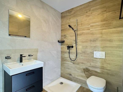 Studio au Centre de Lausanne, 1400CH image 3