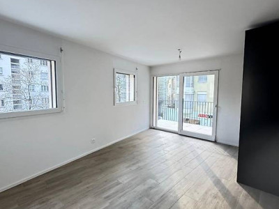 Studio au Centre de Lausanne, 1400CH image 1