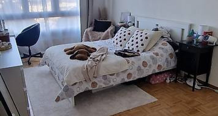 Appartement lumineux de 5 pièces au Grand-Lancy avec balcon image 5