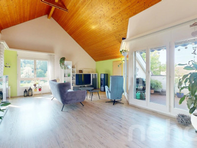 Ruhige 4.5-Zimmer-Dachwohnung mit Balkon in Kaiseraugst image 1