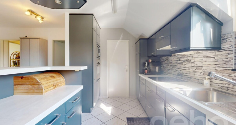 Ruhige 4.5-Zimmer-Dachwohnung mit Balkon in Kaiseraugst image 8