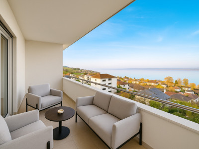 Vue lac panoramique 180° – Appartement meublé d’exception image 1