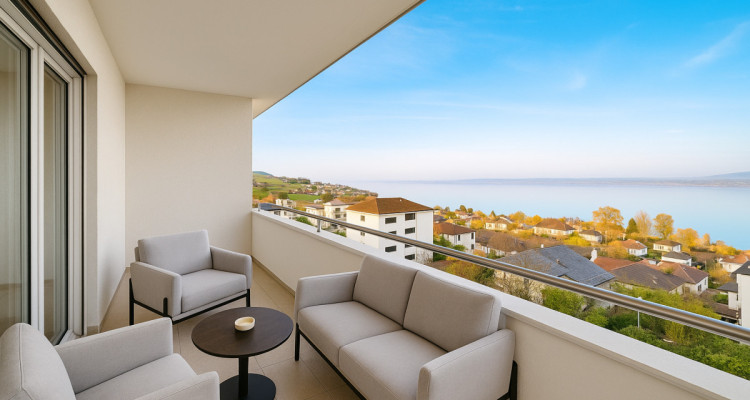 Vue lac panoramique 180° – Appartement meublé d’exception image 1