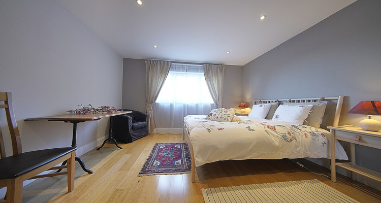 Exceptionnelle villa 9 pièces - 6 chambres image 12