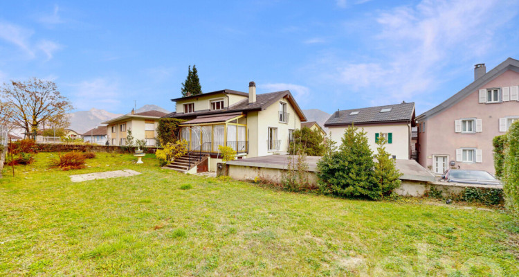 Maison pluri-familiale de trois unités au centre de Vouvry image 2