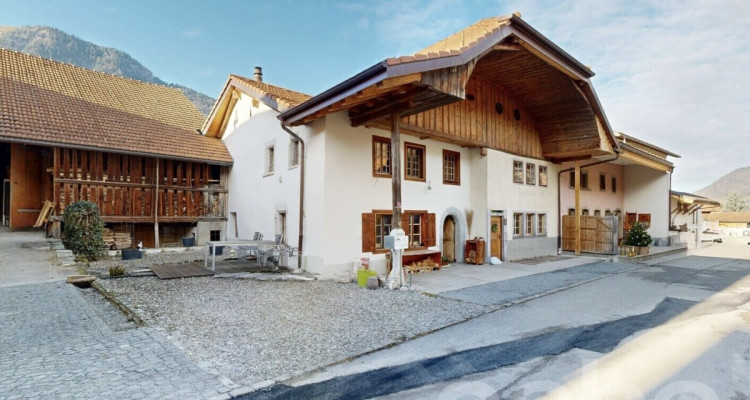 Charme ancien et douceur de vivre en Gruyère image 1